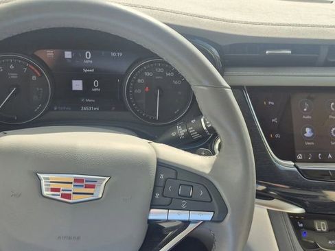 Used 2024 Cadillac XT6 Premium Luxury w/ Technology Package AWD/4WD image 9