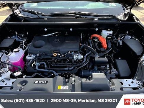 New 2025 Toyota RAV4 LE image 10