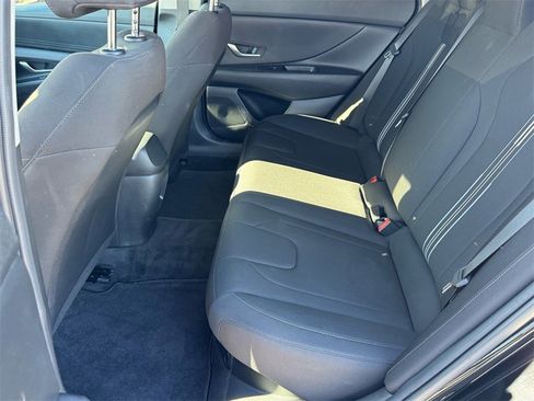 Used 2024 Hyundai Elantra Blue image 13
