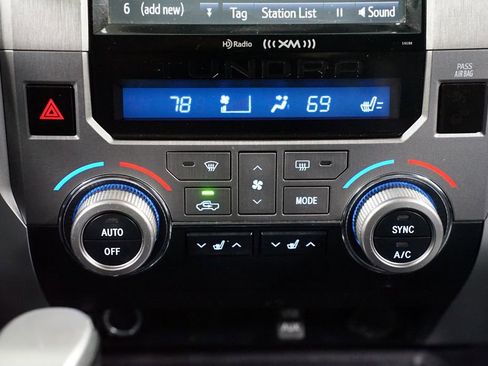 Used 2018 Toyota Tundra Limited w/ TRD Off Road Package image 21