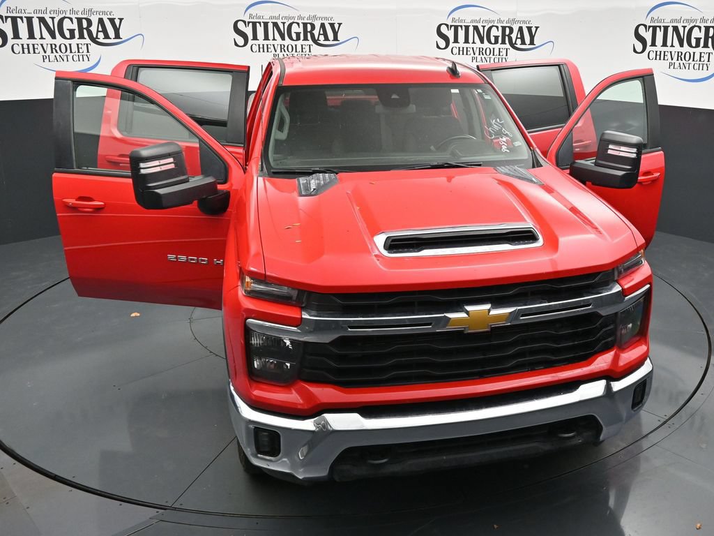 Used 2025 Chevrolet Silverado 2500 LT w/ Convenience Package AWD/4WD image 34