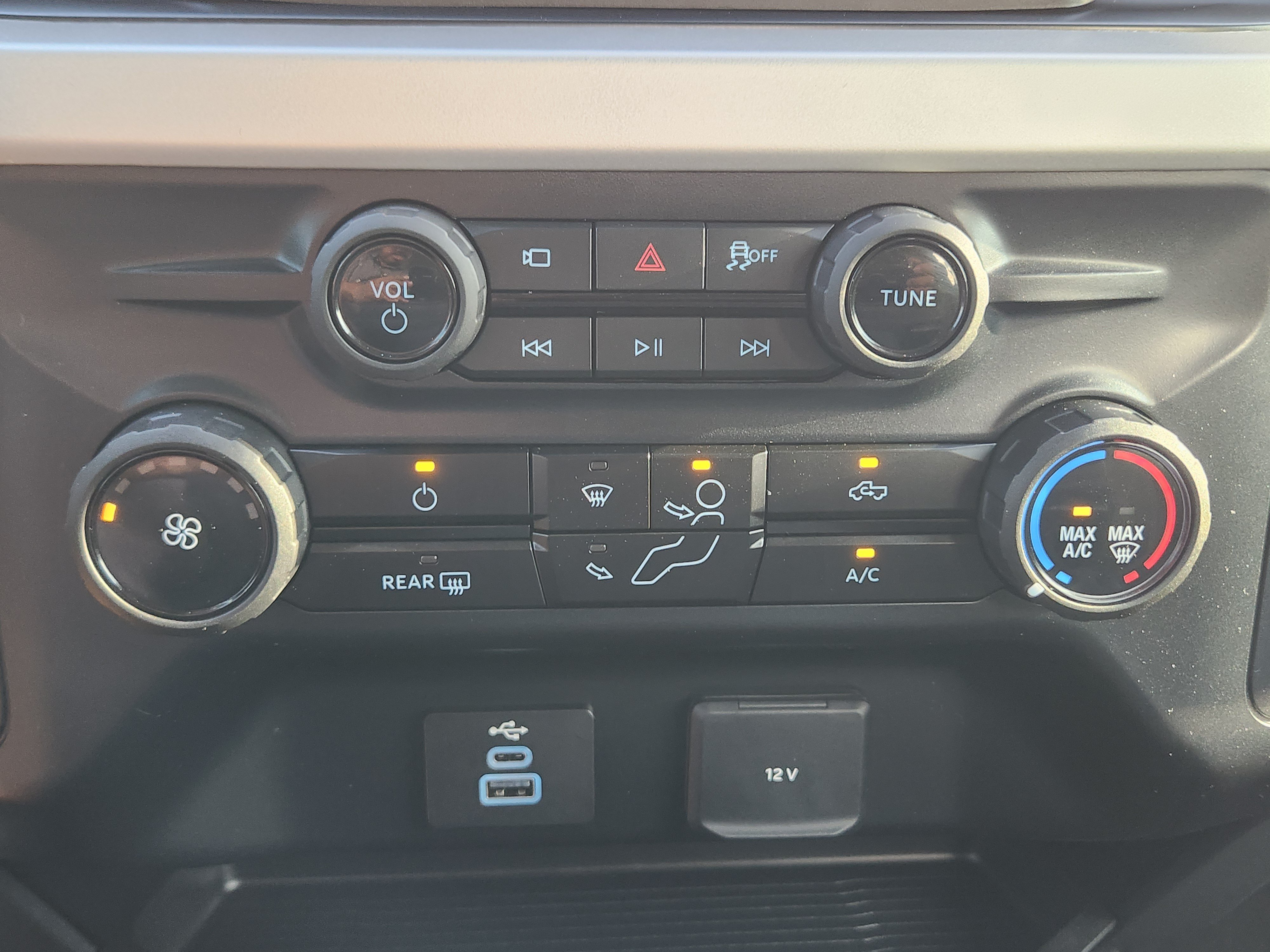 Used 2025 Ford F250 XL w/ STX Appearance Package AWD/4WD image 14