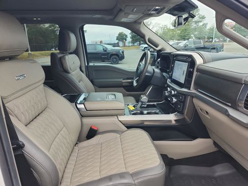 Used 2024 Ford F150 Platinum w/ Equipment Group 703A Plus image 9