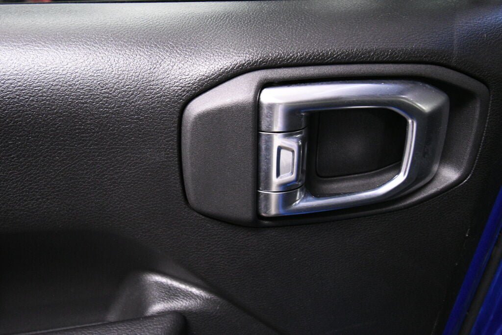 Used 2024 Jeep Wrangler Unlimited Rubicon 4xe AWD/4WD image 21