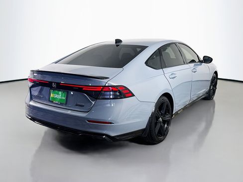 Used 2023 Honda Accord Sport image 10