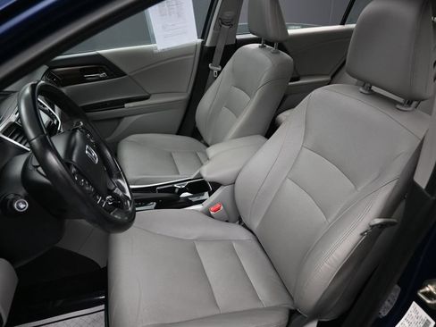 Used 2016 Honda Accord EX-L image 29