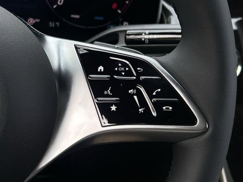 New 2026 Mercedes-Benz GLC 300 4MATIC image 29