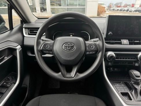 Used 2024 Toyota RAV4 LE image 21