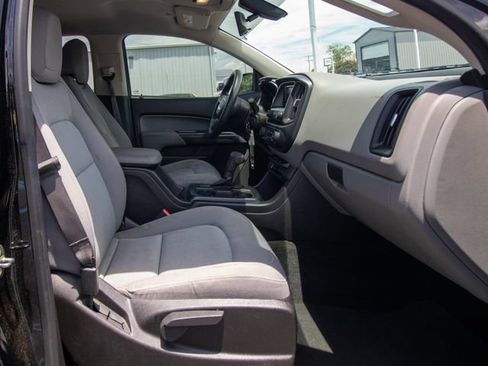 Used 2015 GMC Canyon 2WD Crew Cab w/ Convenience Package image 17