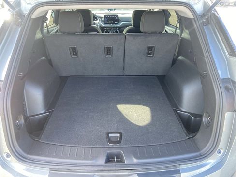 Certified 2025 Chevrolet Blazer LT image 25