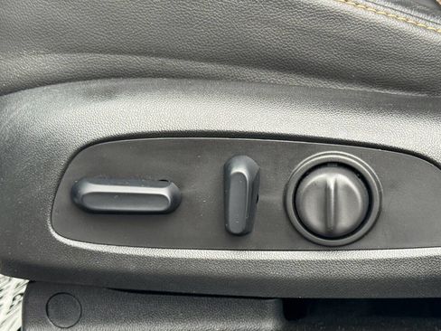 Used 2020 Chevrolet Traverse RS w/ LPO, Floor Liner Package image 23