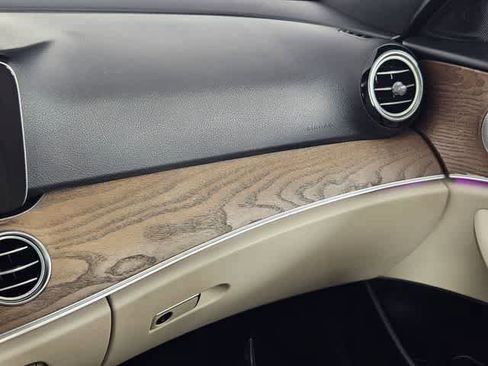 Used 2018 Mercedes-Benz E 300 w/ Premium 1 Package image 36