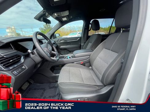 Certified 2025 GMC Acadia Elevation image 10