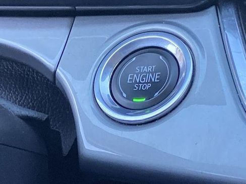 Used 2025 Chevrolet Trax LT w/ Driver Confidence Package image 12