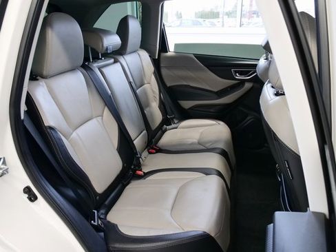 Used 2024 Subaru Forester Limited image 15