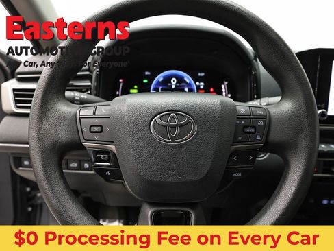 Used 2025 Toyota Camry LE FWD image 10