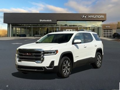 Used 2023 GMC Acadia SLT