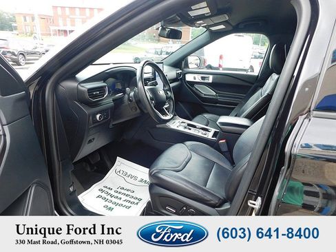 Used 2020 Ford Explorer ST w/ Premium Technology Package image 9