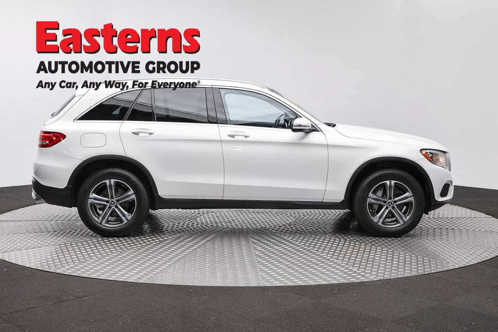 Used 2019 Mercedes-Benz GLC 300 4MATIC image 5