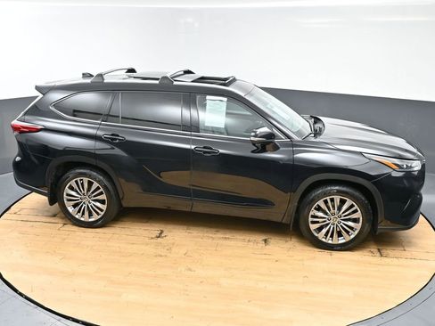 Used 2022 Toyota Highlander Platinum image 53