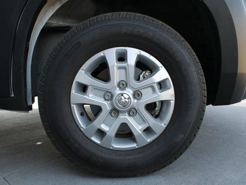 Used 2023 RAM ProMaster 1500 w/ Lane Management Group image 40