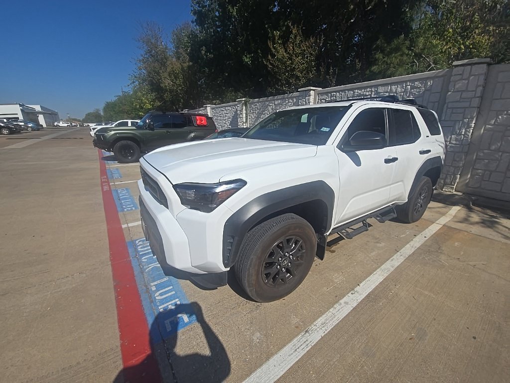Used 2025 Toyota 4Runner SR5 AWD/4WD image 1