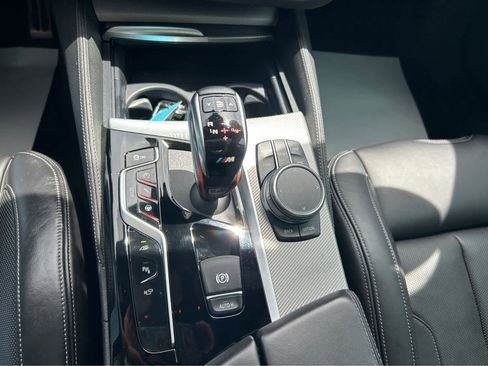 Used 2018 BMW M5 w/ Executive Package image 26