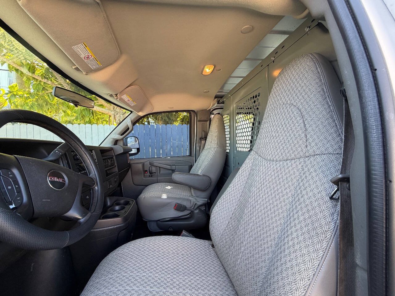 Used 2016 GMC Savana 2500 RWD image 7