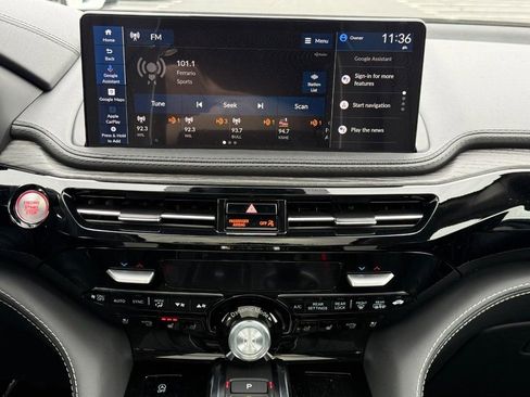 Certified 2026 Acura MDX SH-AWD w/ Advance Package image 10