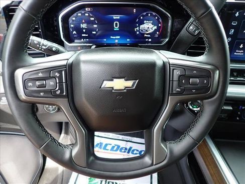 Used 2026 Chevrolet Silverado 2500 High Country w/ High Country Premium Package AWD/4WD image 14