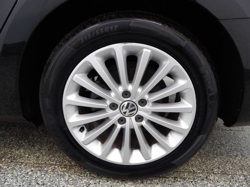Used 2016 Volkswagen Passat 1.8T SE w/ Lighting Package (P06) FWD image 20