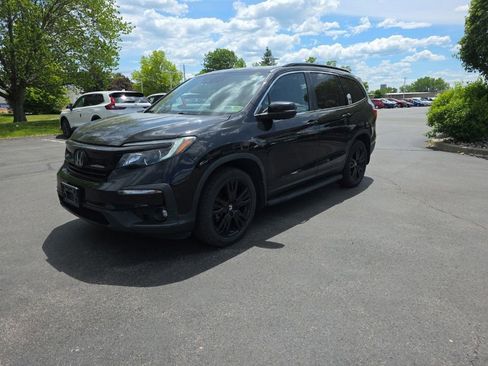 Used 2021 Honda Pilot Special Edition image 3