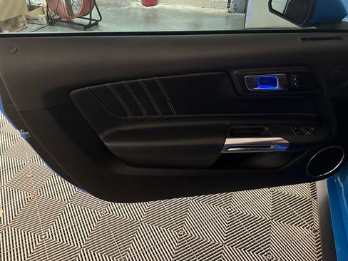 Used 2022 Ford Mustang Premium image 12