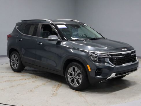 Used 2024 Kia Seltos S AWD/4WD image 1