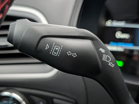 Used 2024 Ford Edge ST-Line image 25