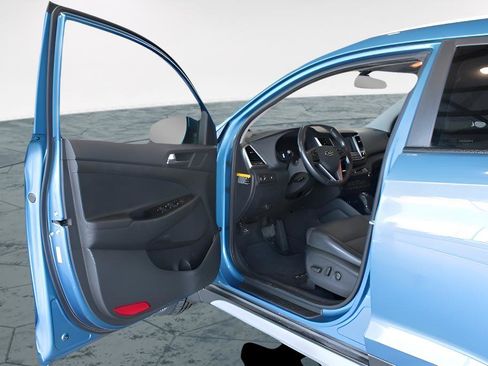 Used 2017 Hyundai Tucson SE Plus image 23