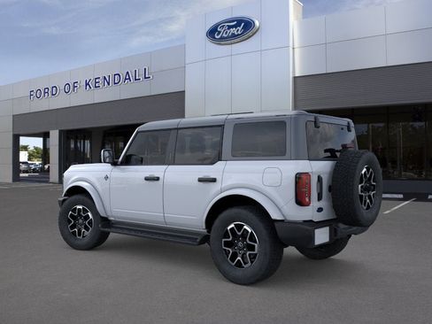 New 2026 Ford Bronco Outer Banks AWD/4WD image 4