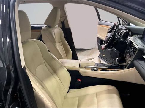 Used 2022 Lexus RX 350L Premium w/ Premium Package AWD/4WD image 9