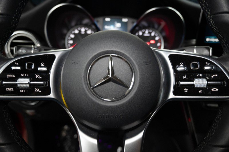 Used 2020 Mercedes-Benz GLC 300 image 23