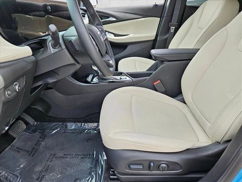 Used 2025 Buick Encore GX Sport Touring w/ Comfort Package image 15