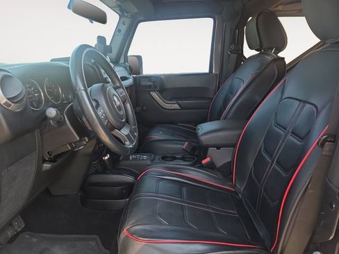 Used 2014 Jeep Wrangler Sport AWD/4WD image 9