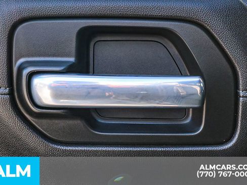 Used 2021 Chevrolet Silverado 1500 LT Trail Boss w/ Convenience Package II image 49