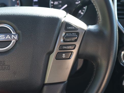 Used 2023 Nissan Titan Platinum Reserve w/ Moonroof Package AWD/4WD image 37