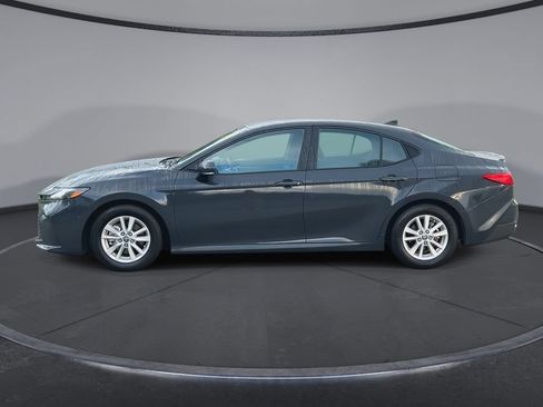 Used 2025 Toyota Camry LE w/ Convenience Package FWD image 5
