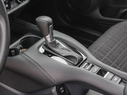 Certified 2026 Honda HR-V LX image 20