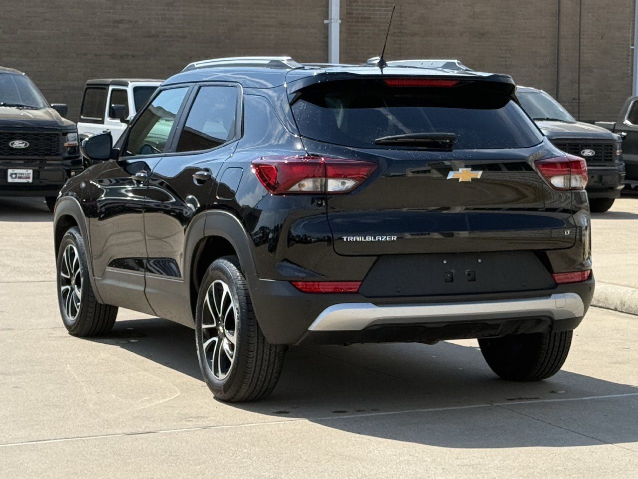 Used 2026 Chevrolet TrailBlazer LT w/ Driver Confidence Package FWD image 5