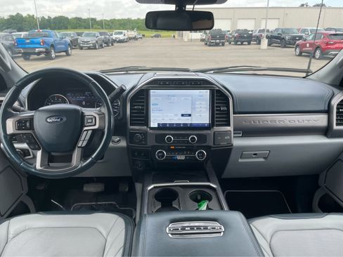 Used 2022 Ford F450 Limited w/ FX4 Off-Road Package image 20