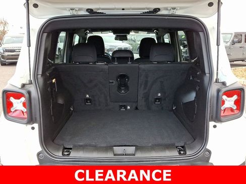 Used 2022 Jeep Renegade Altitude w/ Convenience Group image 30