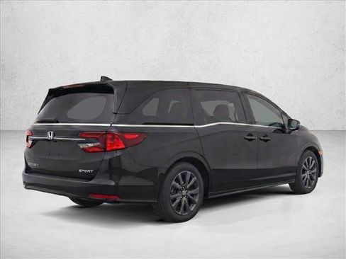 Used 2024 Honda Odyssey Sport image 7