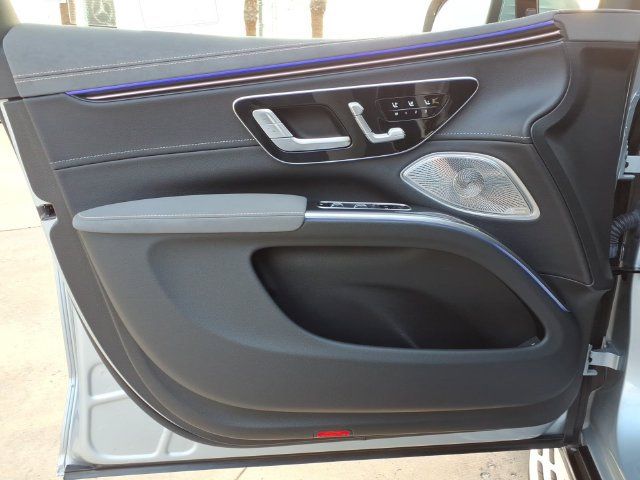 Certified 2023 Mercedes-Benz EQS 450+ SUV image 12